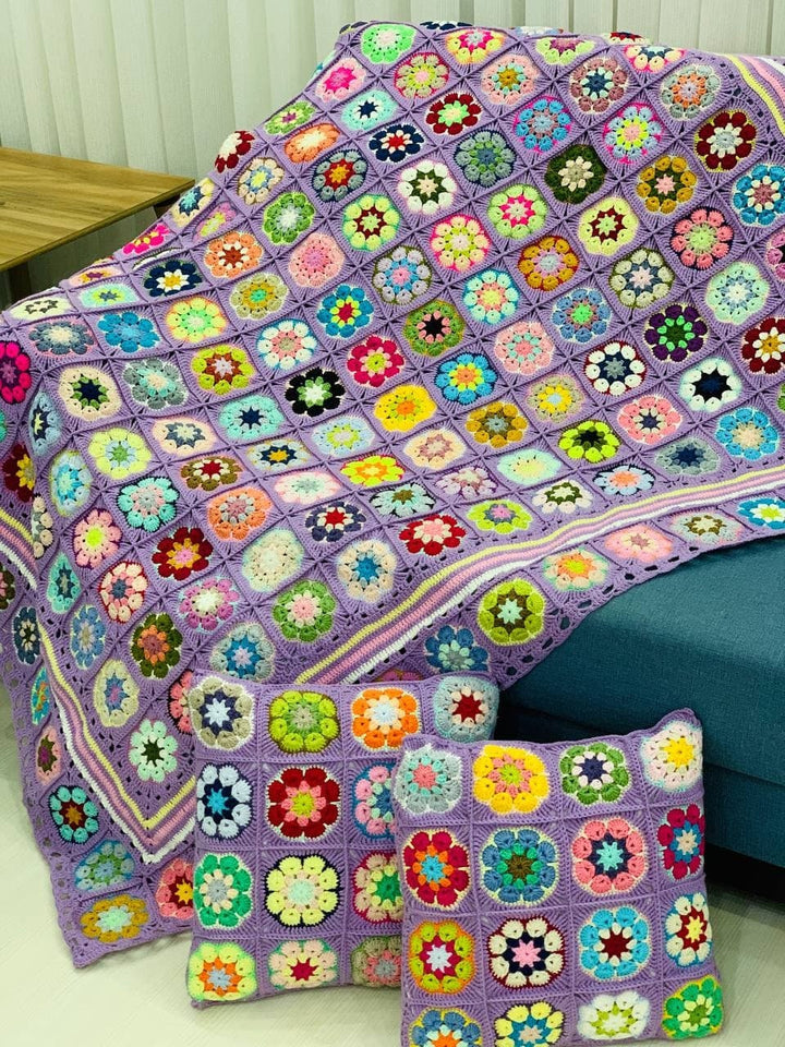 Crochet Daisy Pillow Cover Colorful, Granny Square Crochet Pillow Cover, Cushion Cover, Granny Coloful pillow cover, Black Pillow