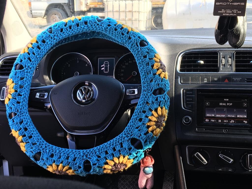 Crochet Daisy Steering Wheel Cover, Fathers day gift, Daisy Flower Steering Wheel Cover, Crochet Accessories, Fathers Day