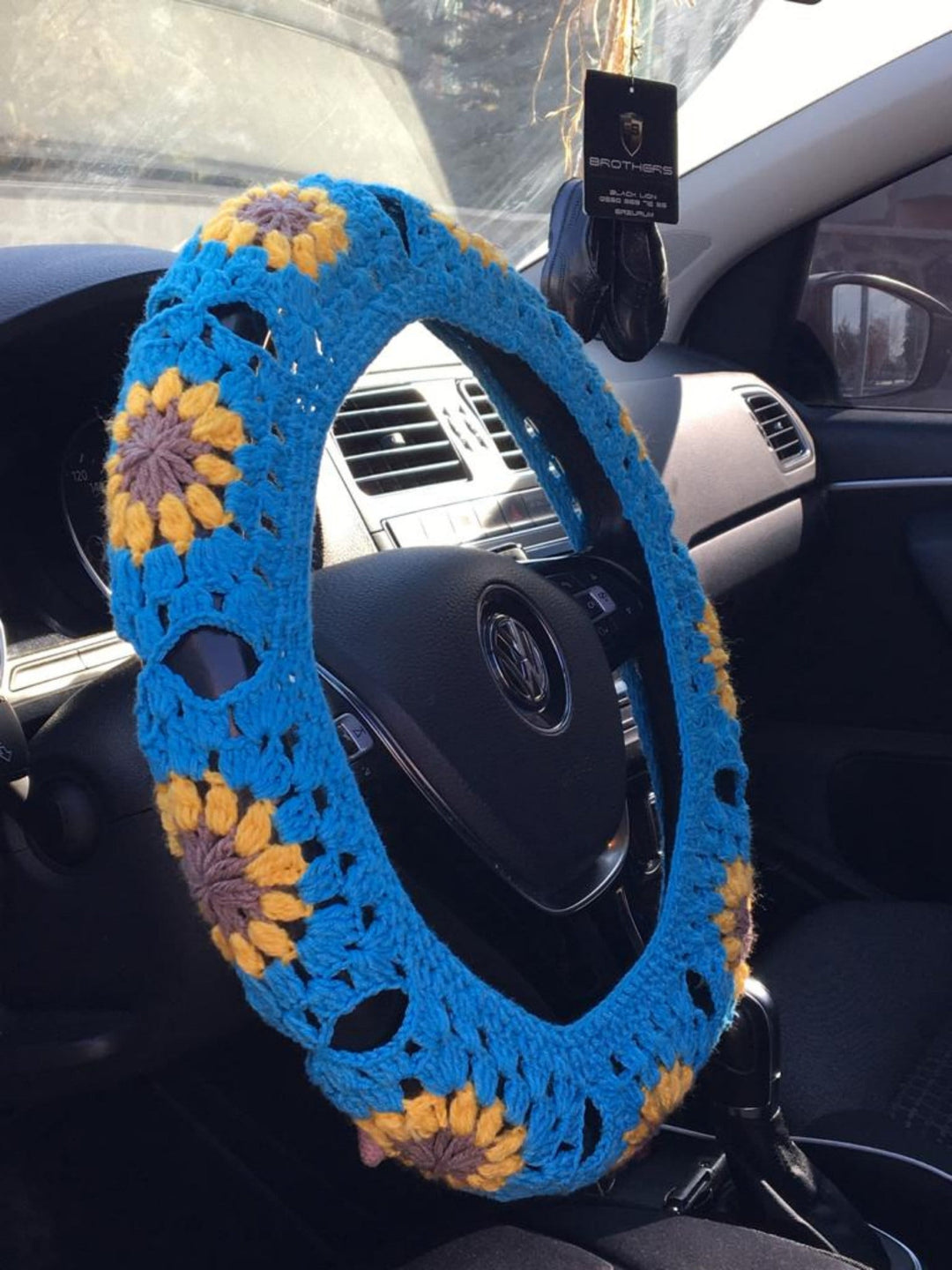 Crochet Daisy Steering Wheel Cover, Fathers day gift, Daisy Flower Steering Wheel Cover, Crochet Accessories, Fathers Day