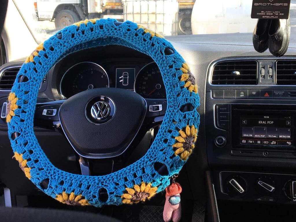 Crochet Daisy Steering Wheel Cover, Fathers day gift, Daisy Flower Steering Wheel Cover, Crochet Accessories, Fathers Day