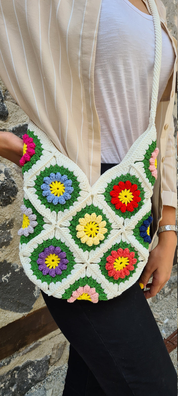 Red Crochet Crossbody Sunflower Mini HandBags, Flowers in Squares design, Crochet Daisy Bag, Granny Square Bag, Crochet Afghan Bag