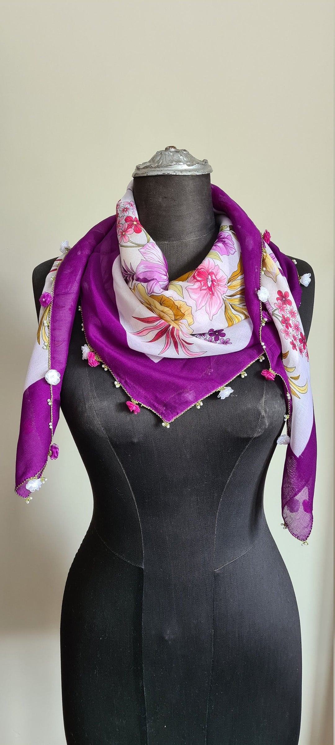 Traditional Turkish Yemeni, Purple Oya Scarf, Beaded Trim Cotton Scarf, Anatolian Floral Scarf, Crochet Oya Scarf, Cotton Floral Scarf