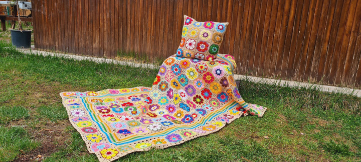 Beige Crochet Afghan Bedspread Throw, Daisy Knitted sofa blanket Granny Square, large crochet blanket, Mother Day Gift, Wedding Gift