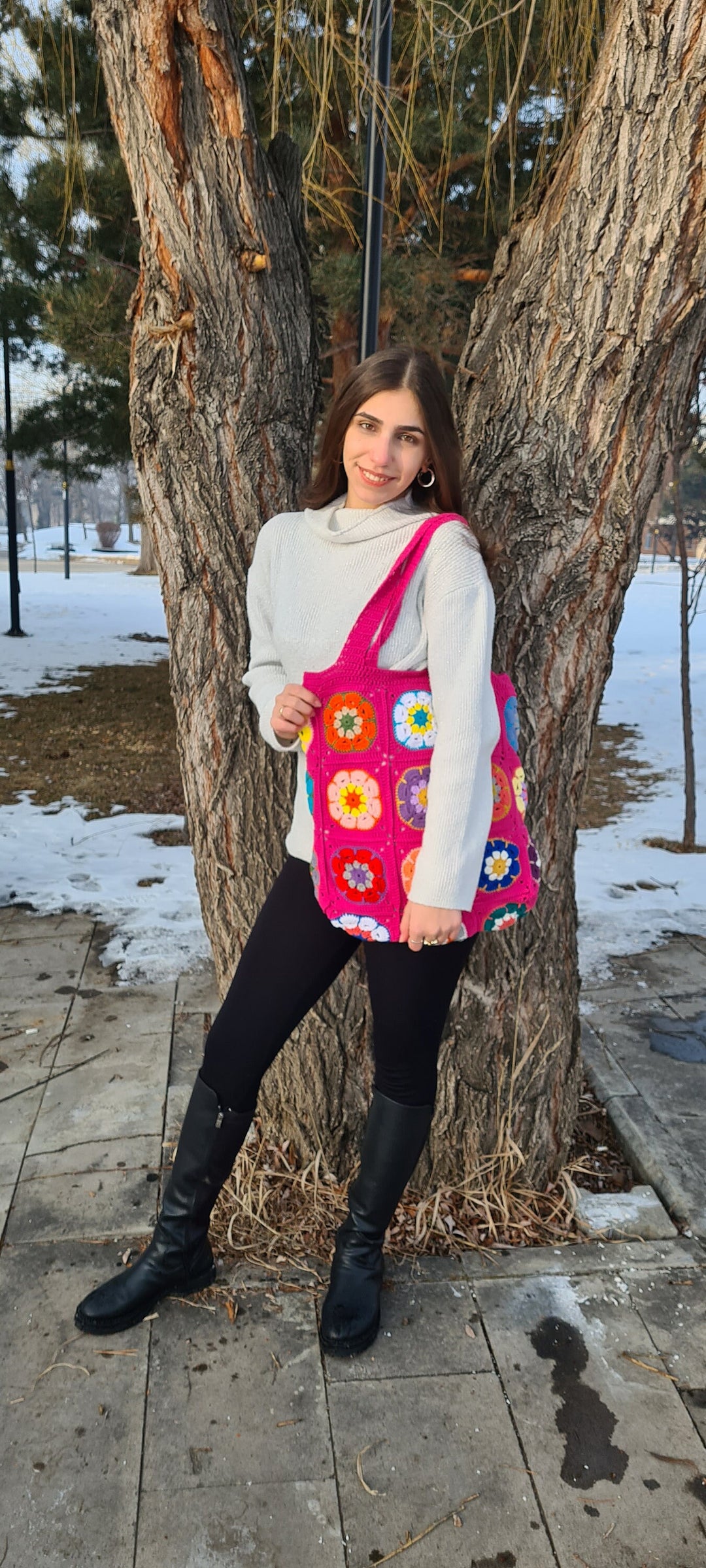 Fuchsia Crochet Daisy Bag, Granny Square Bag, Crochet Afghan Bag, Boho Bag, Crochet Purse, Retro Bag, Hippie Bag, Afghan Crochet