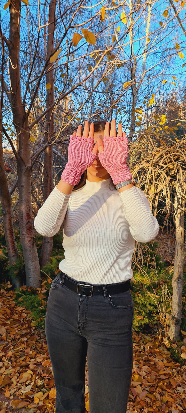 Ready to ship Crochet Pink Gloves fingerless, knitted winter gloves, Half Finger floral Gloves, Womens Gloves, flower fingerless