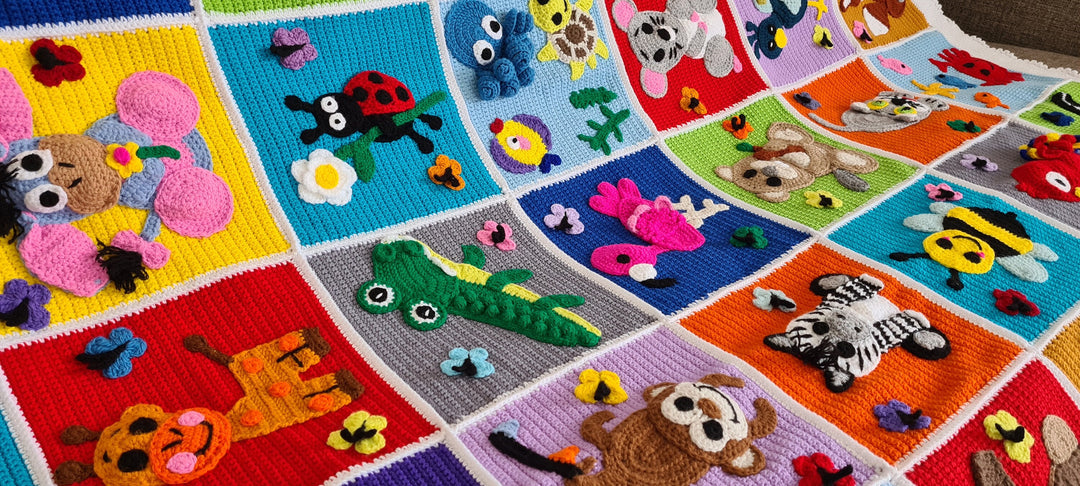 Knit Animal Newborn Blanket, Crochet Baby Blanket, Knit Safari zoo animals, Colorful Knit Baby Blanket, Baby stroller bedding