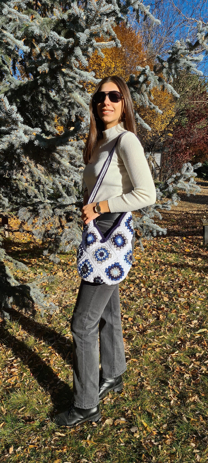 Crochet Shoulder Bag, Crochet Crossbody Bags, Crcohet HandKnit, Grannysquare Bag, Granny Square Bag, Crochet Bag, Crochet Purse