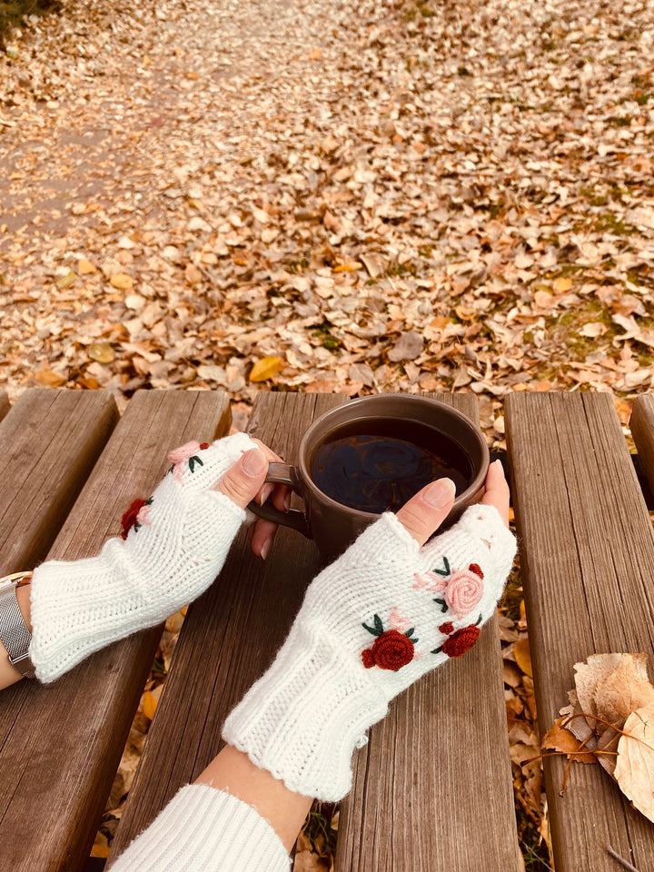 Crochet Fingerless Gloves, Knitted floral winter gloves, Half Finger Gloves, Womens Gloves, flower fingerless, Christmas gift