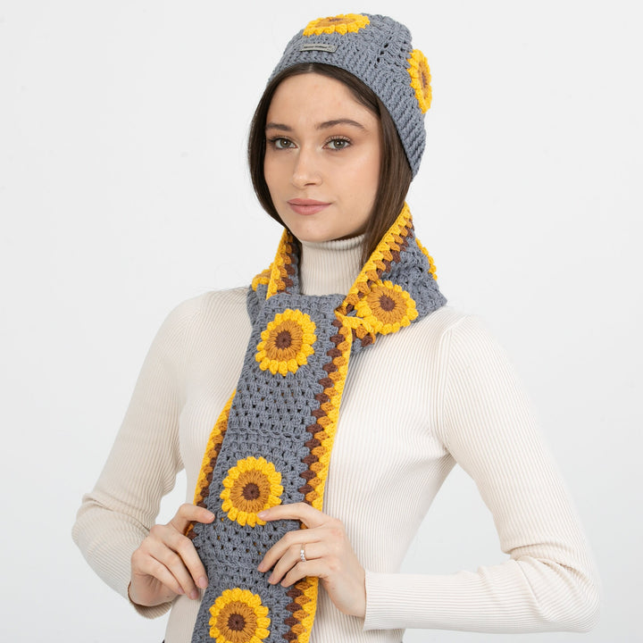 Gray Woman Hand Knit Scarf, Sunflower Crochet Beanie, Hand Knit Winter set, Crochet Woman Scarf, Granny Square Scarf, knitted flower scarf