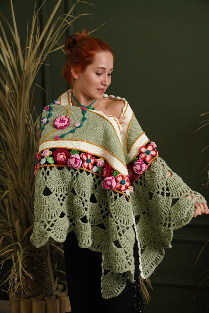 Green 3d Flowers Crochet Shawl